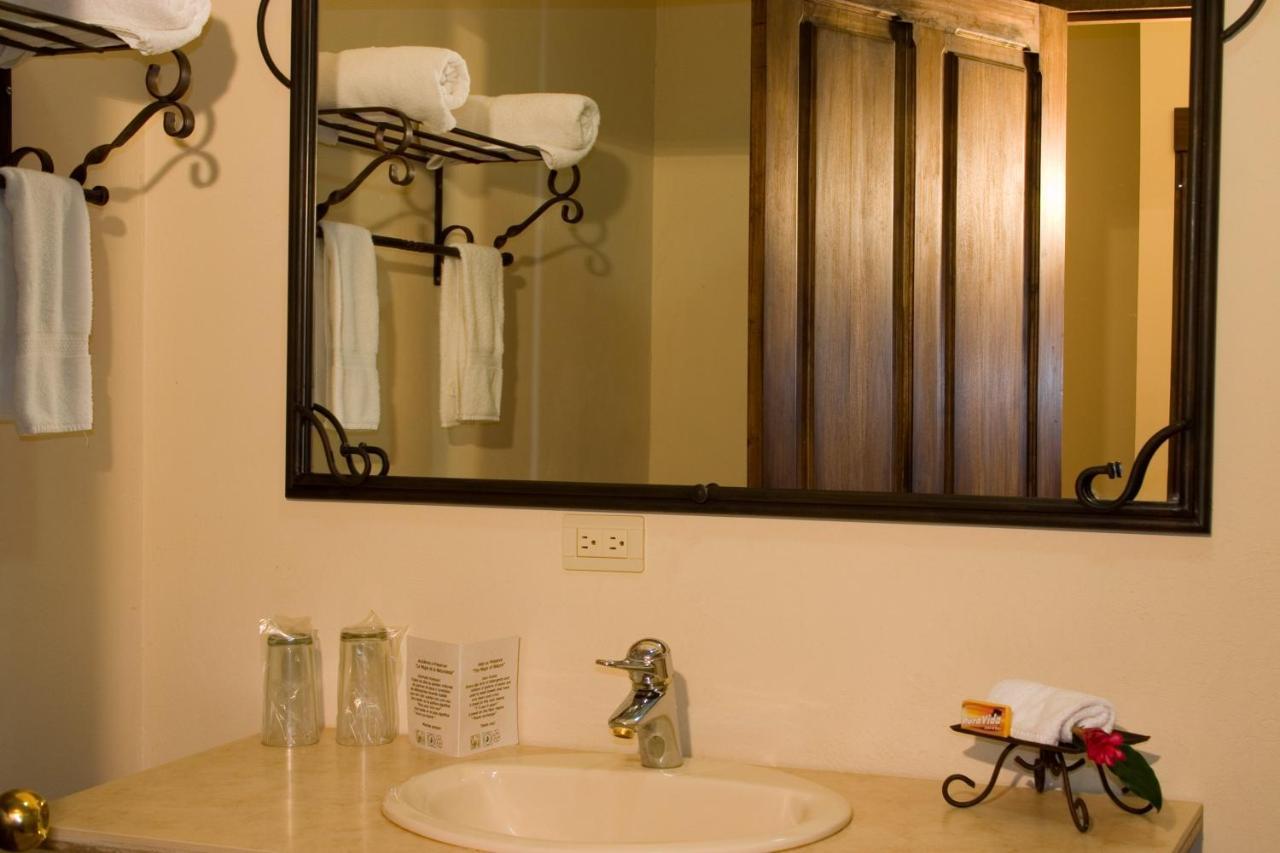 Natural Lodge Cano Negro エクステリア 写真