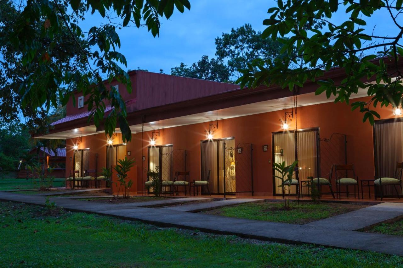 Natural Lodge Cano Negro エクステリア 写真