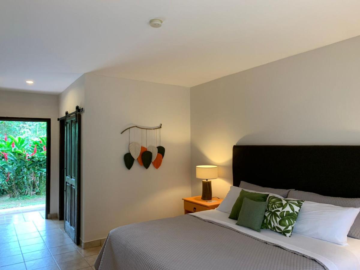 Natural Lodge Cano Negro エクステリア 写真